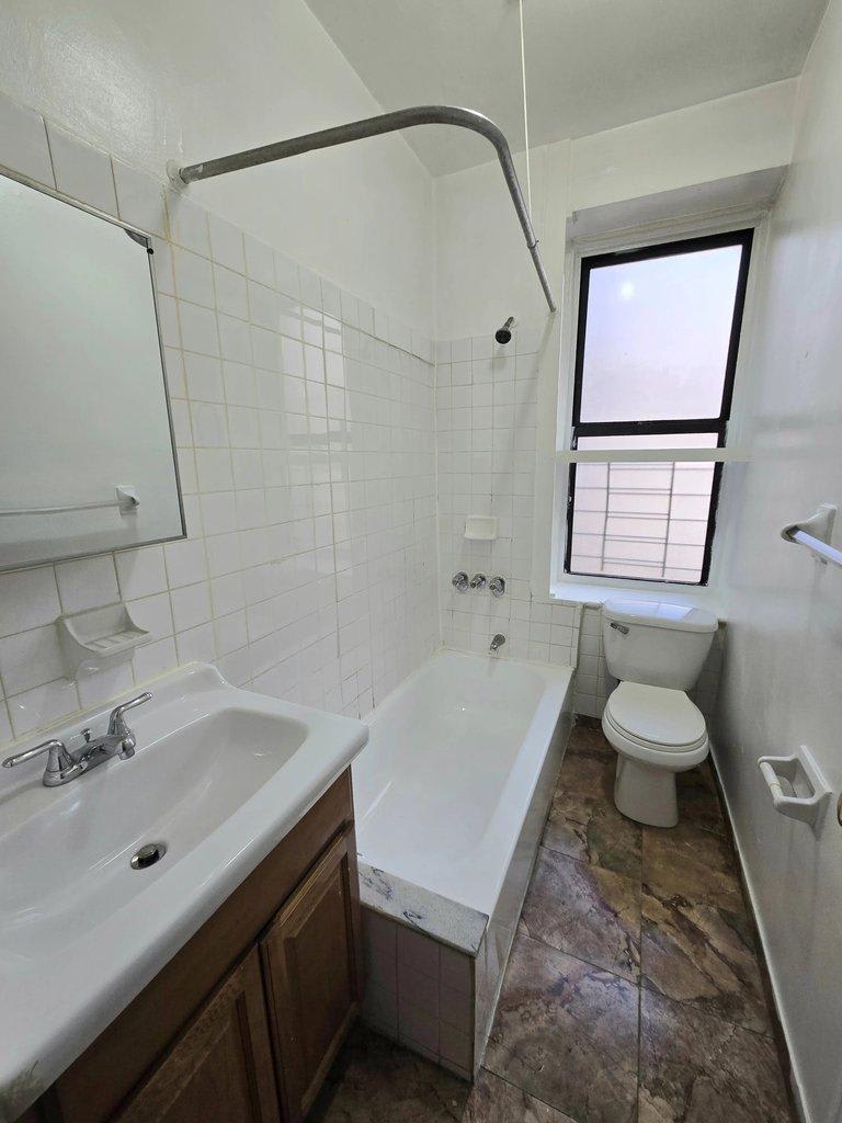 1340 Merriam Avenue – photo 5
