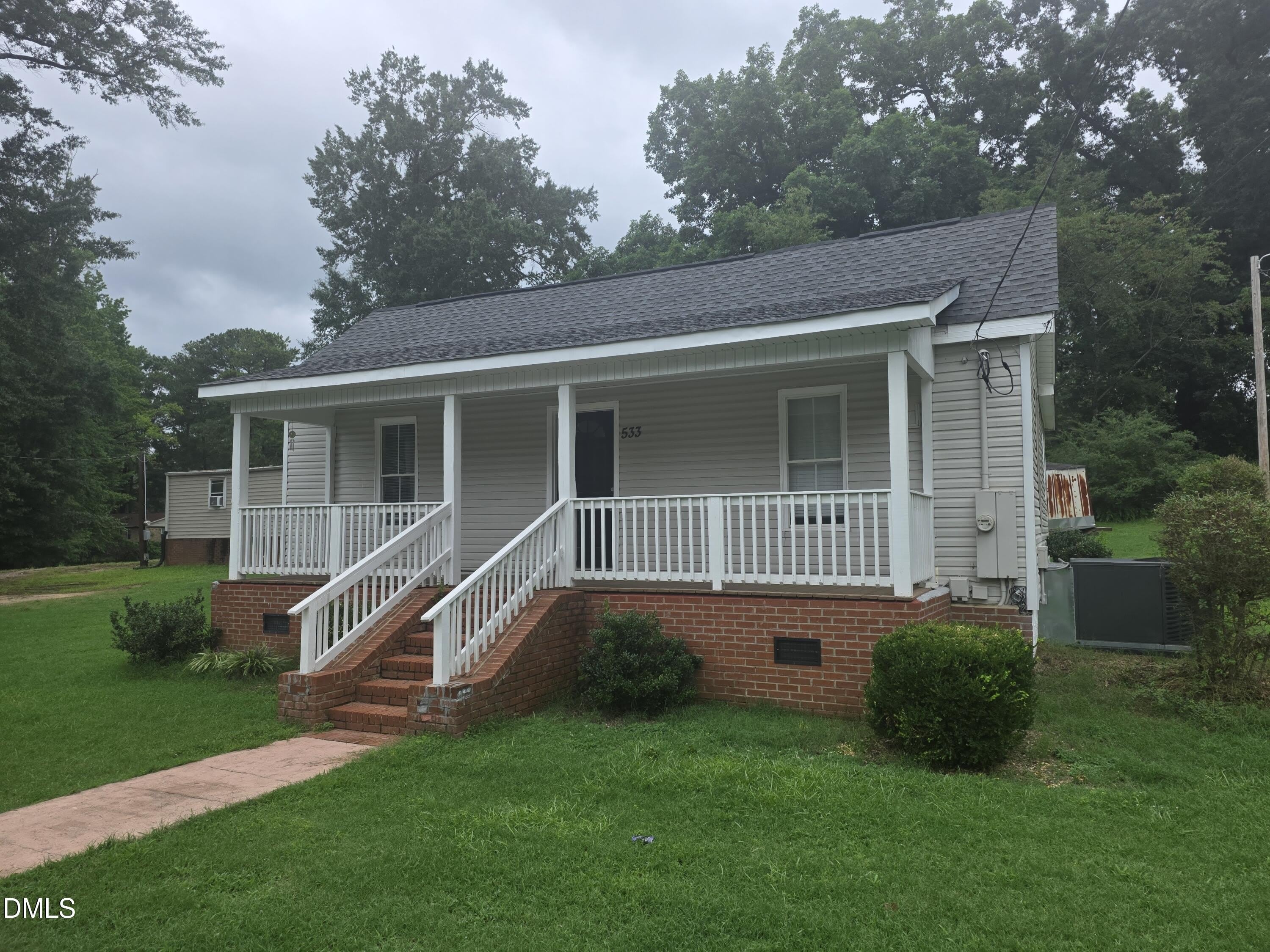 533 E Nelson Avenue – photo 4