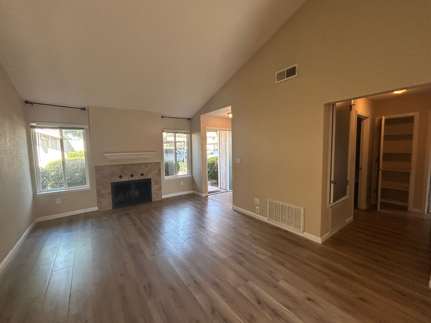 Welcome to Suncrest Villas – photo 4