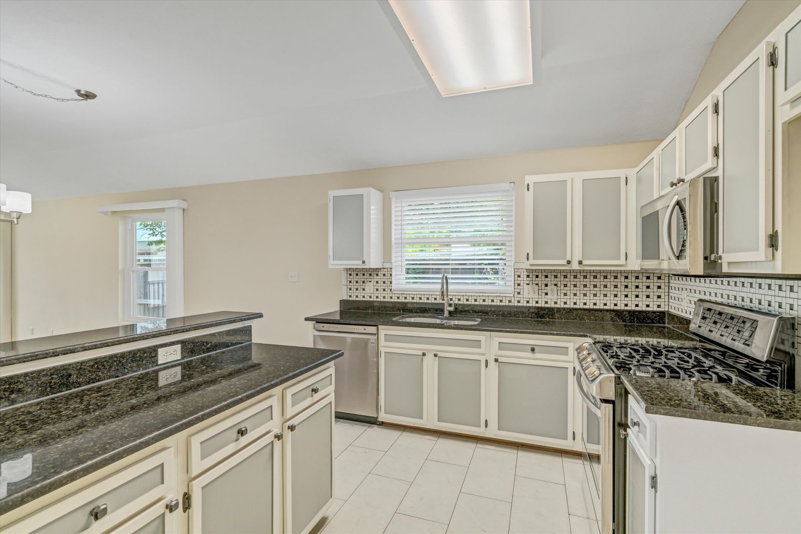 1900 Avante Dr Cedar Park Tx 78613 – photo 4