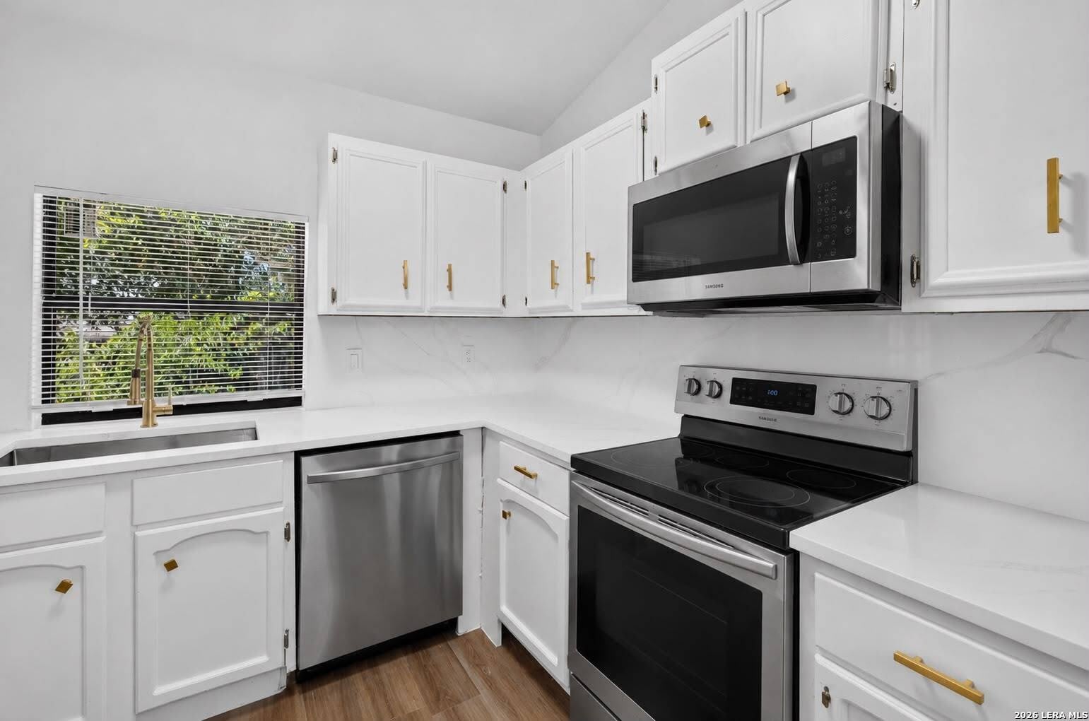 4606 LA MARQUESA ST – photo 4