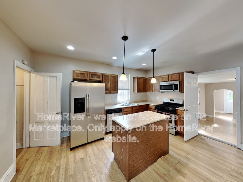 4520 Minerva St – photo 2