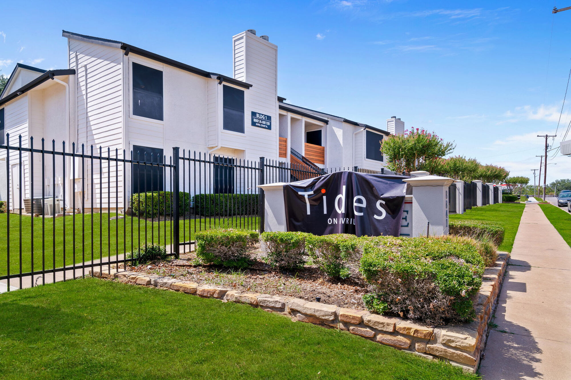 Tides on Avril Apartments – photo 2
