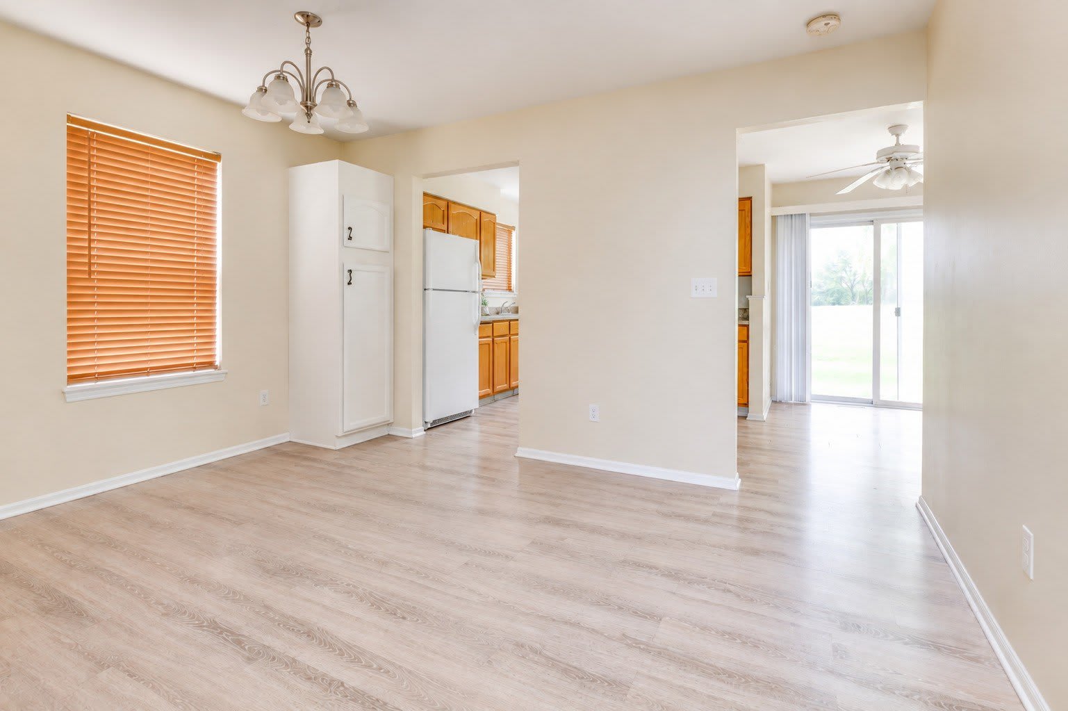 21258 W Cascade Court – photo 3