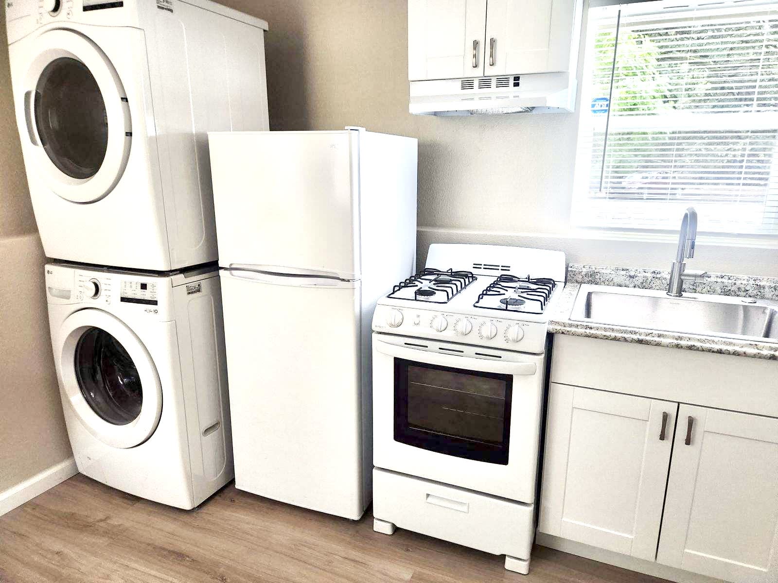 1248 Oak St – photo 4