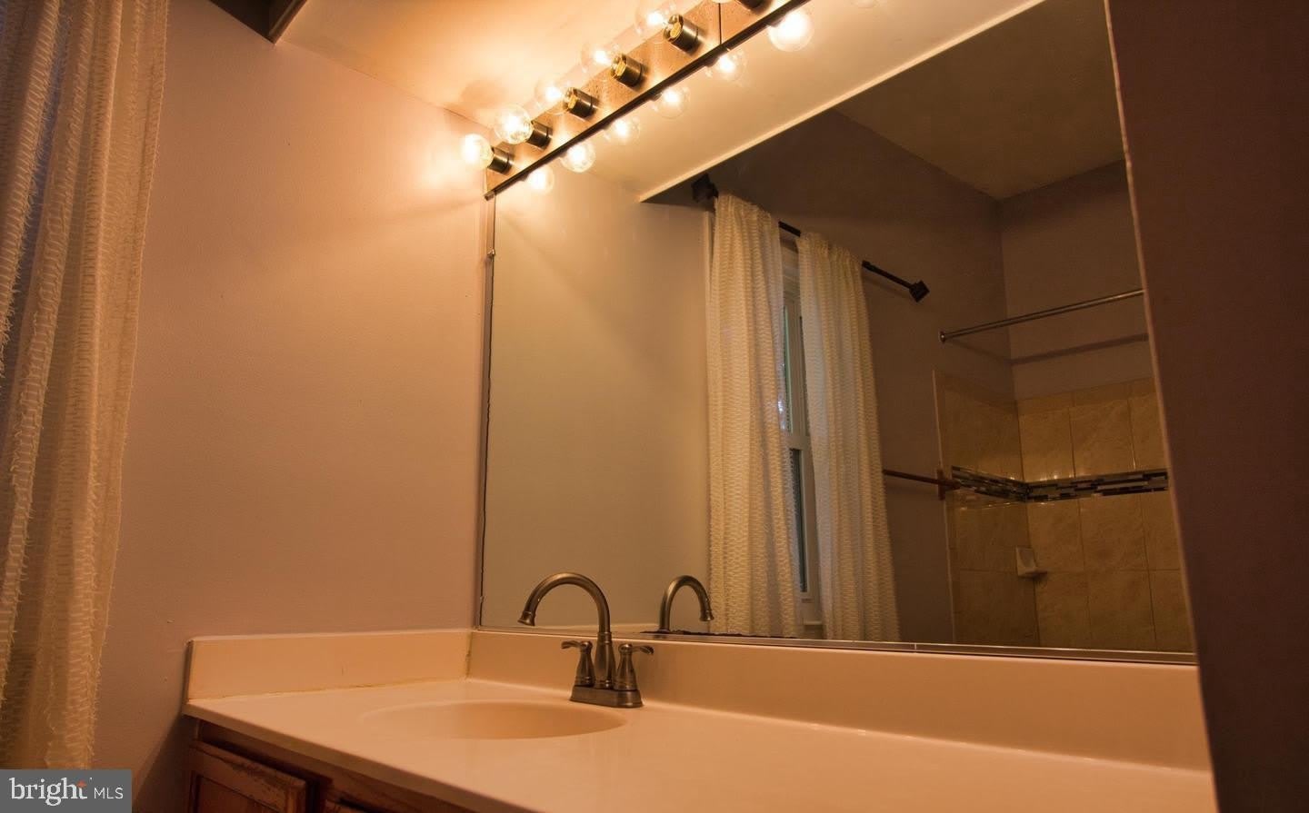 5901 SAINT GILES Way – photo 2