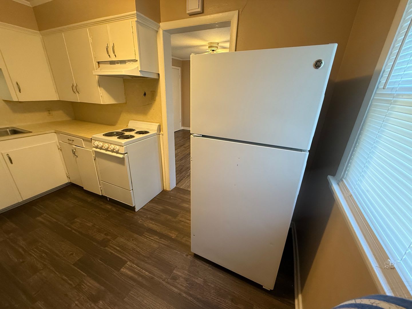 1-bed/1-bath Duplex! – photo 5