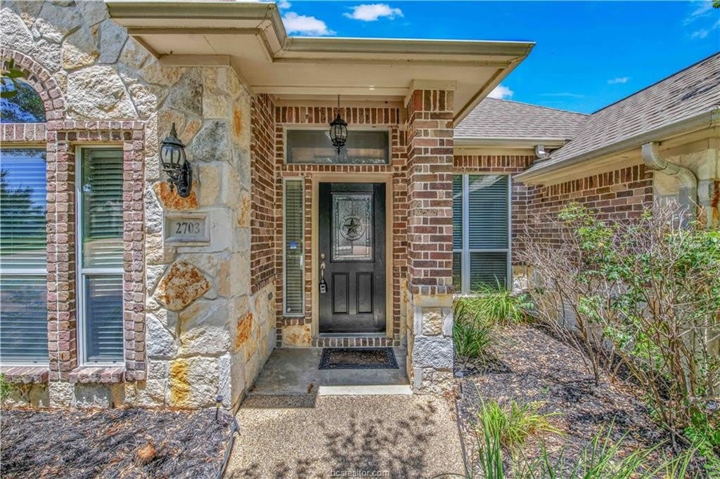 2703 Colony Glen Drive – photo 4