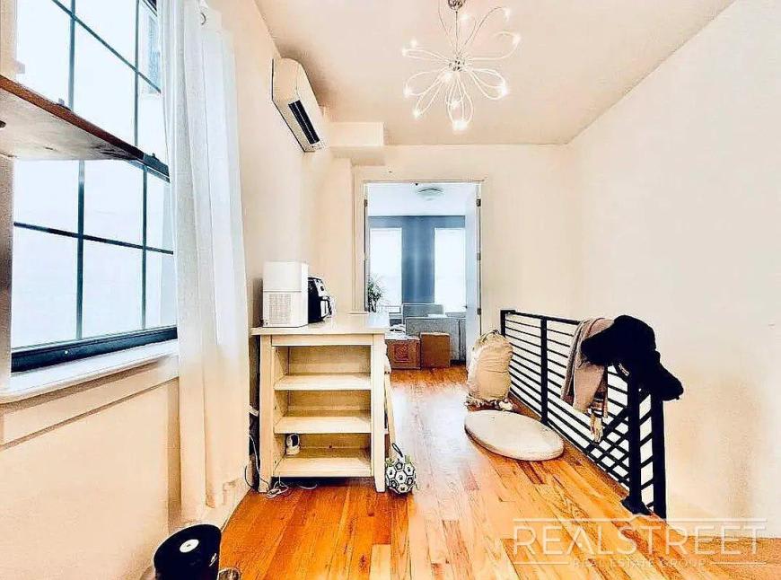 22 Catherine St – photo 3