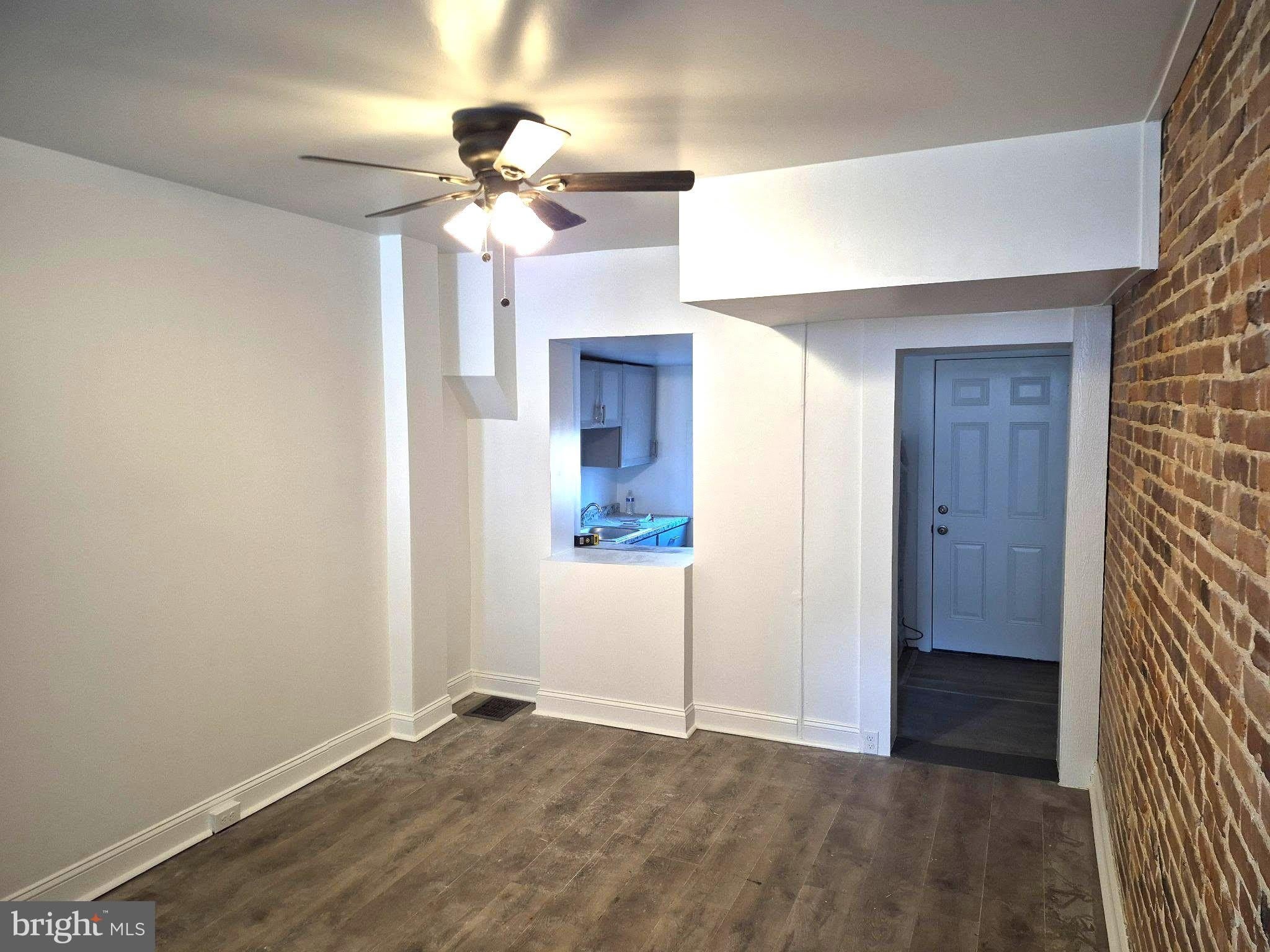 707 N DUNCAN Street – photo 5