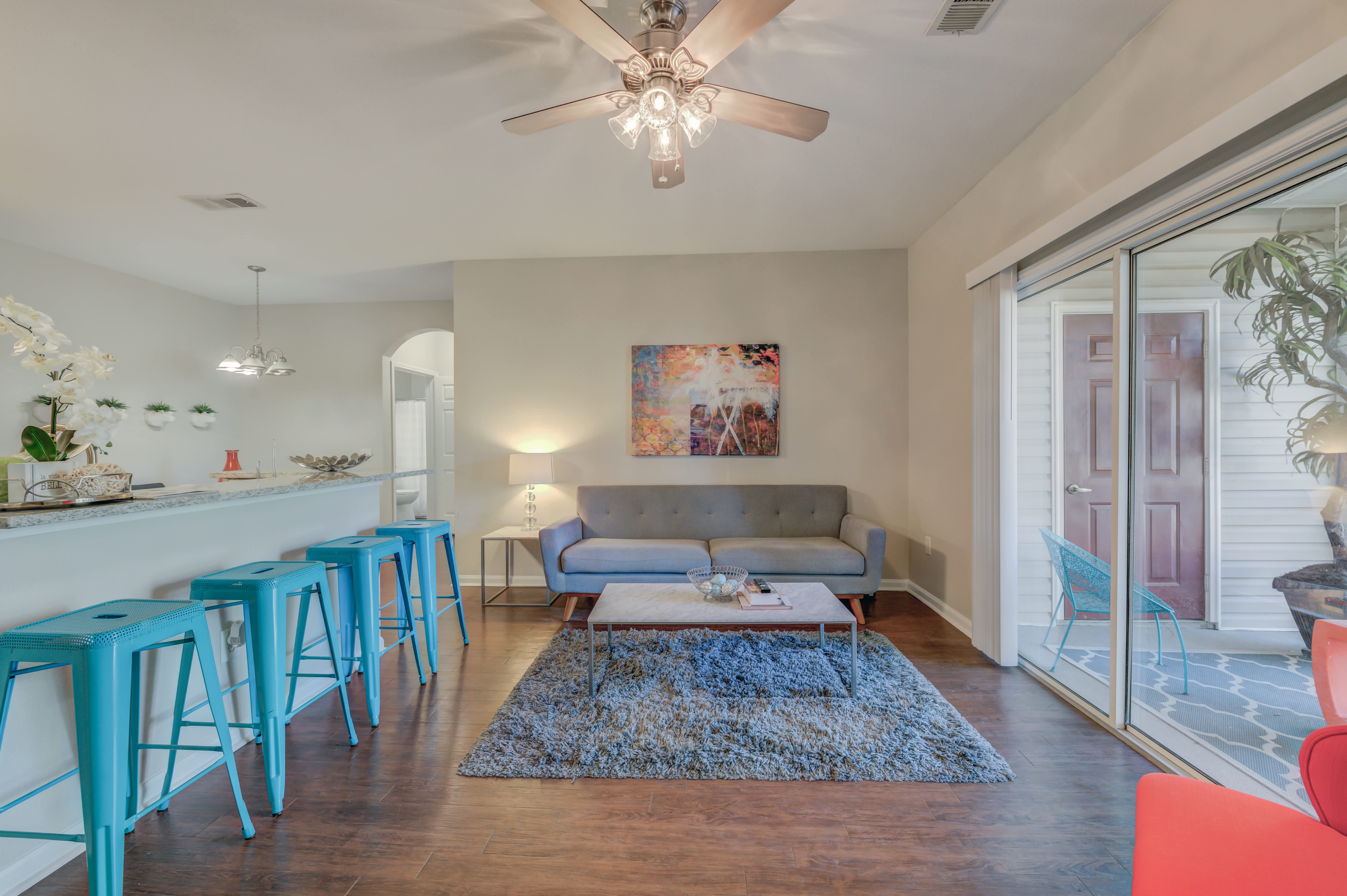 1718 E Lee St – photo 2