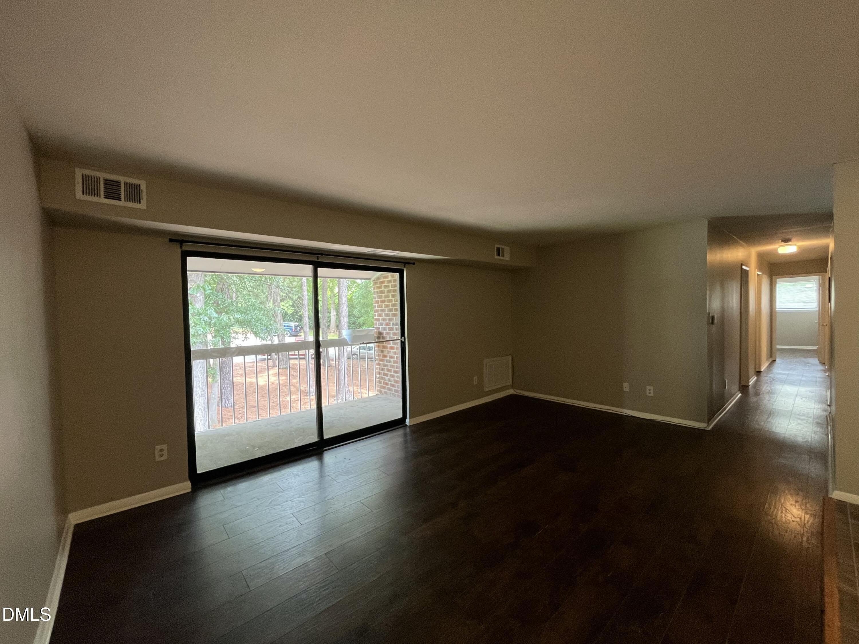 1022 Sandlin Place – photo 3