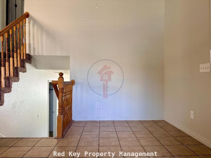 1048 South 900 West – photo 4