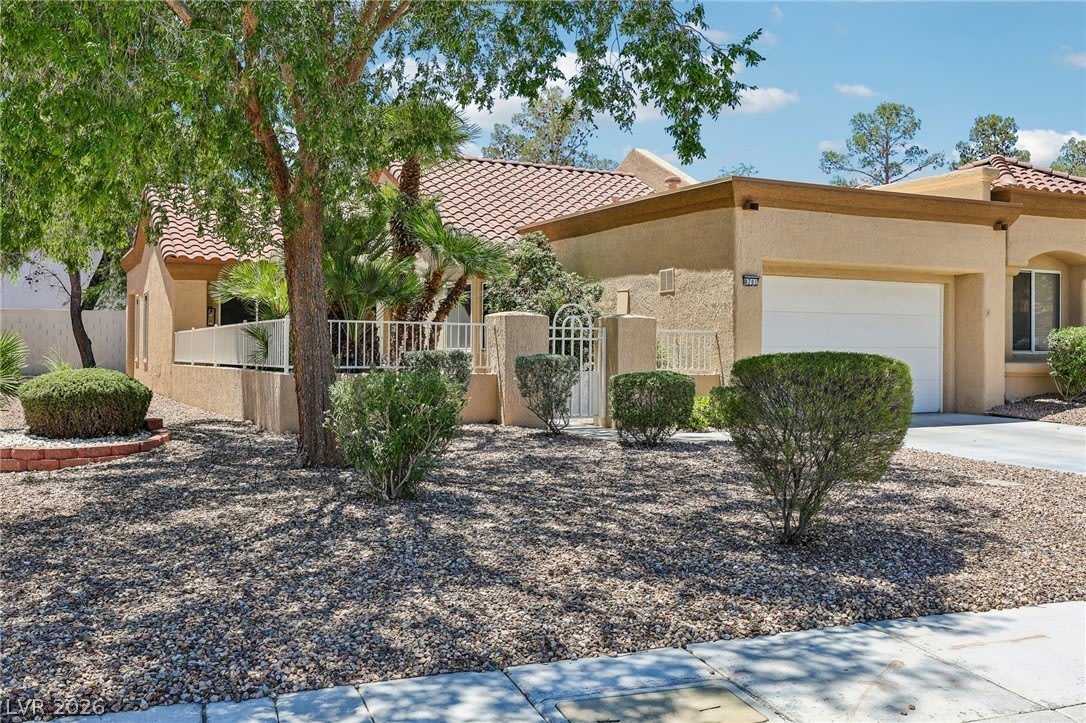 8701 Prairie Hill Drive – photo 2