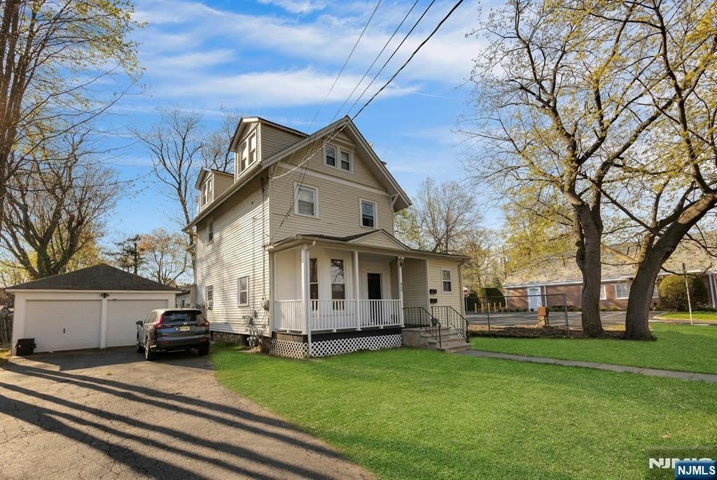 460 Orchard Street – photo 5
