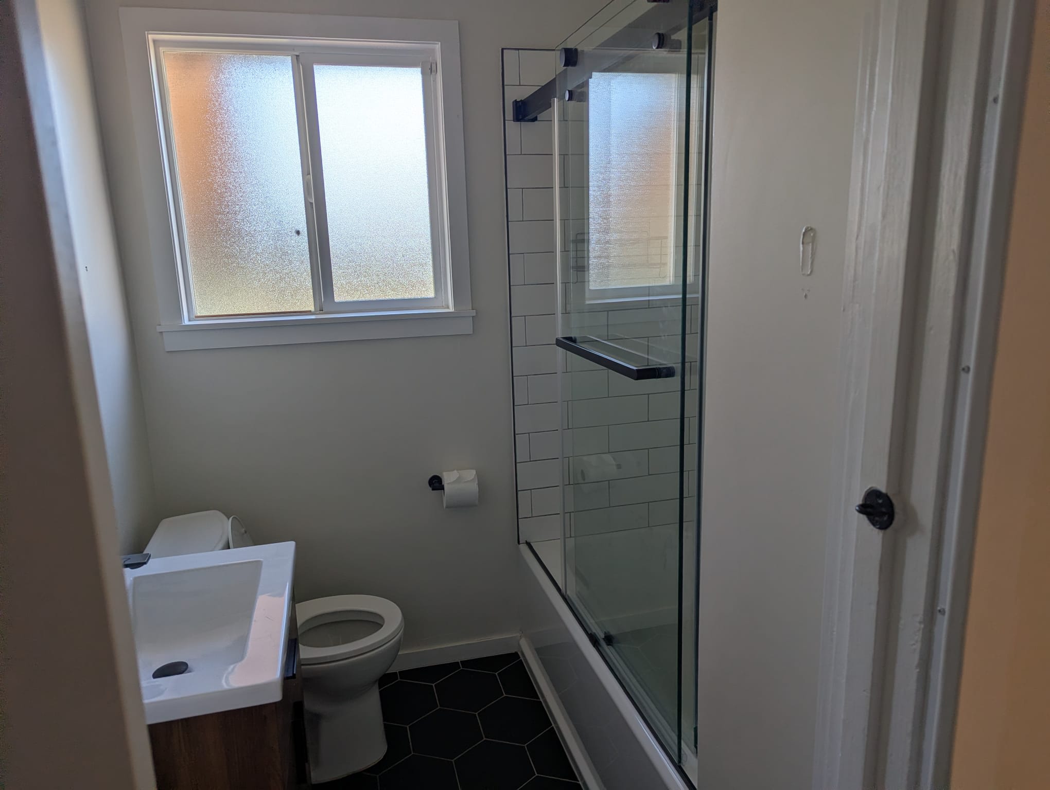 2832 Lincoln Avenue – photo 4