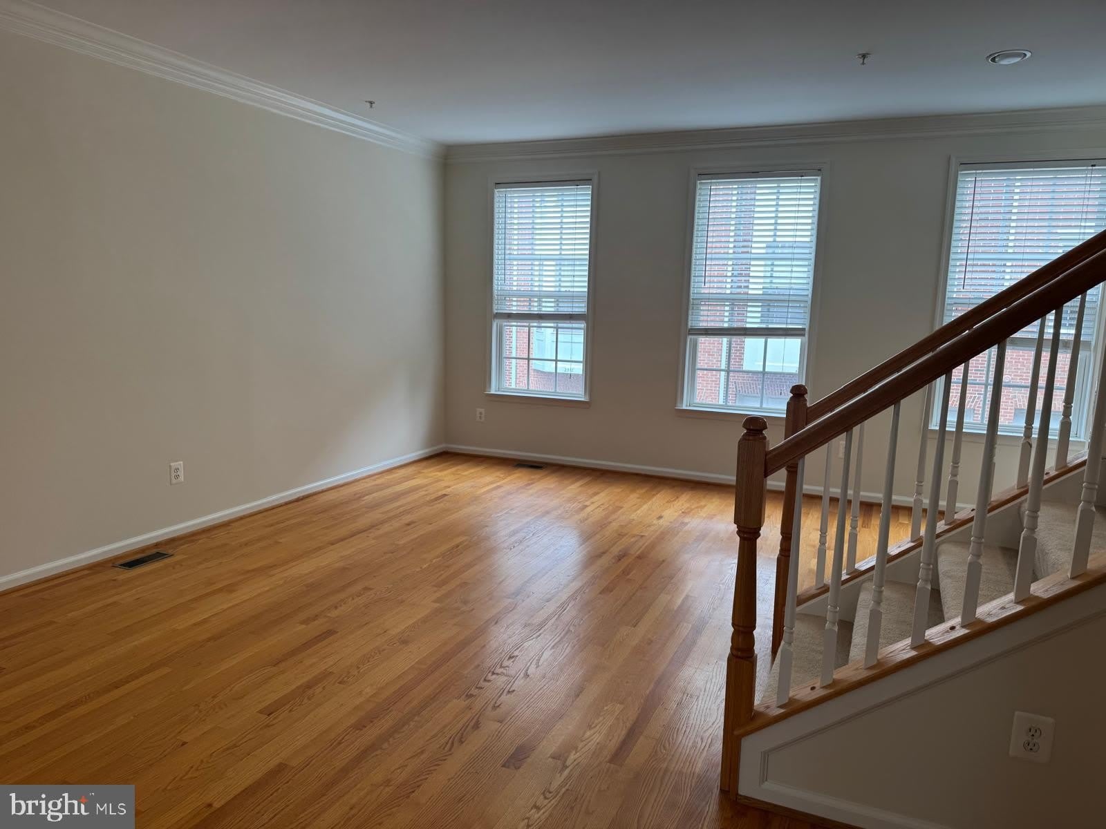 2328 Langston – photo 4