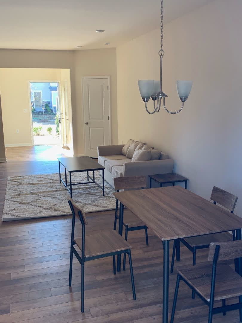 Room in 3 Bedroom Townhome at Whitesell Way – photo 2