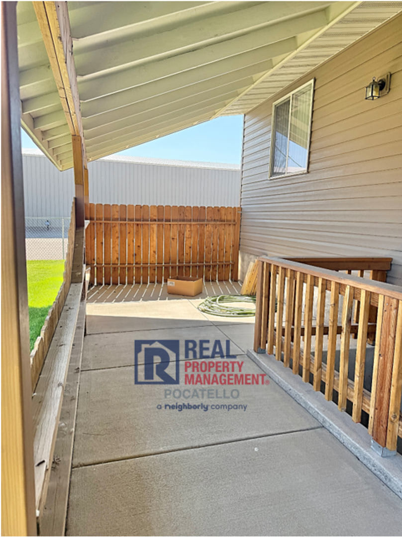 13355 Dekay Rd – photo 3