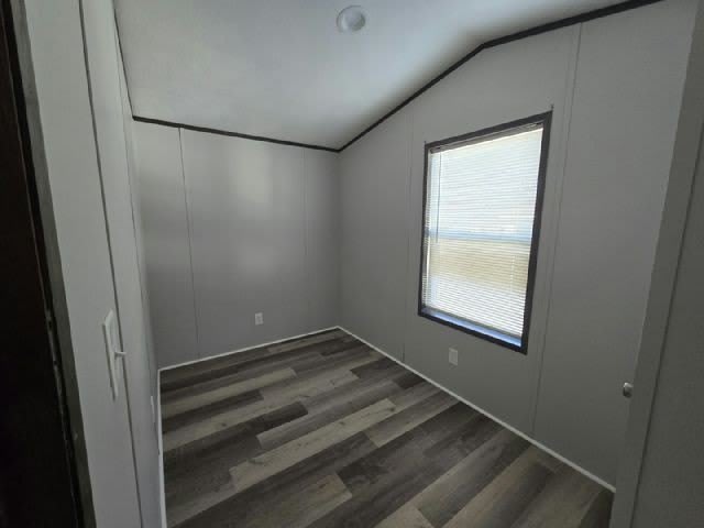 1022 Dogwood St – photo 5