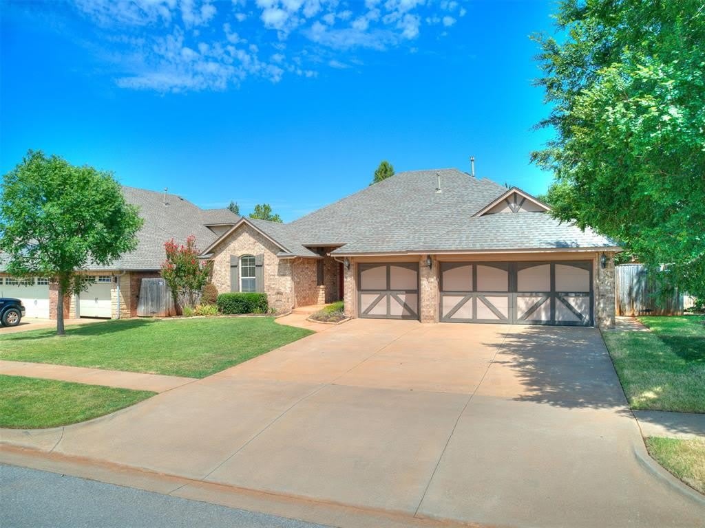 805 NW 193rd Street – photo 2