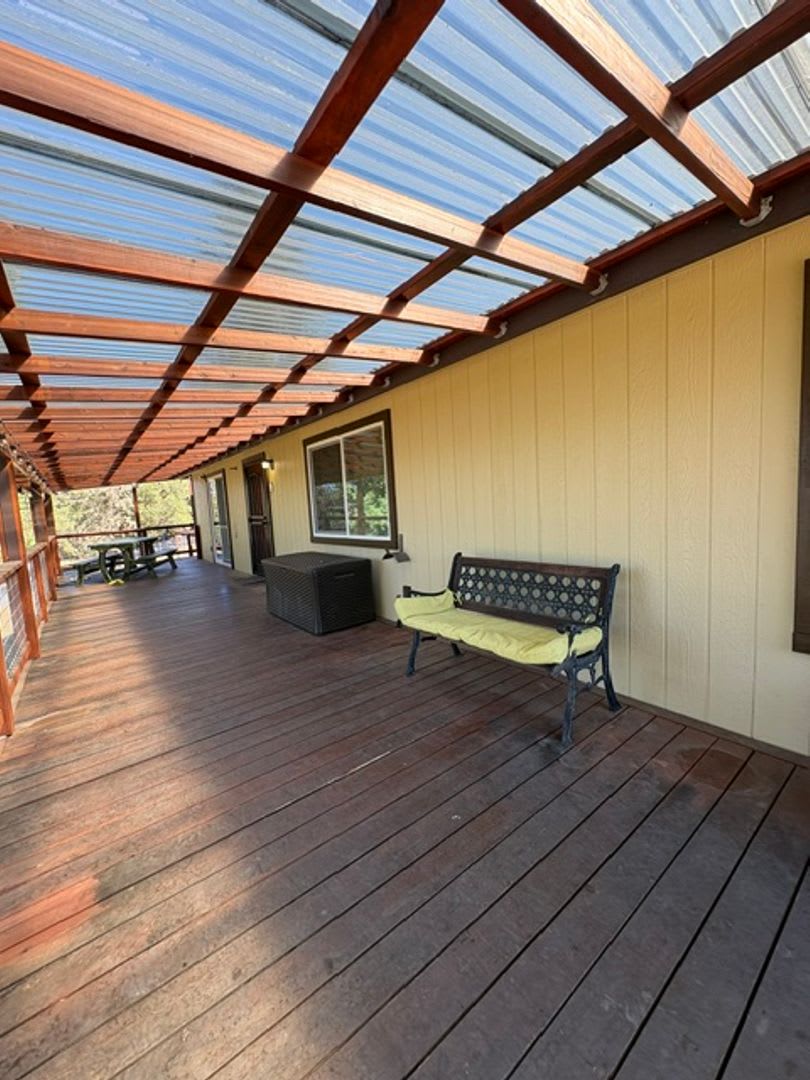 Beautiful 3 Bedroom 2 Bathroom Home in Country Setting – photo 4