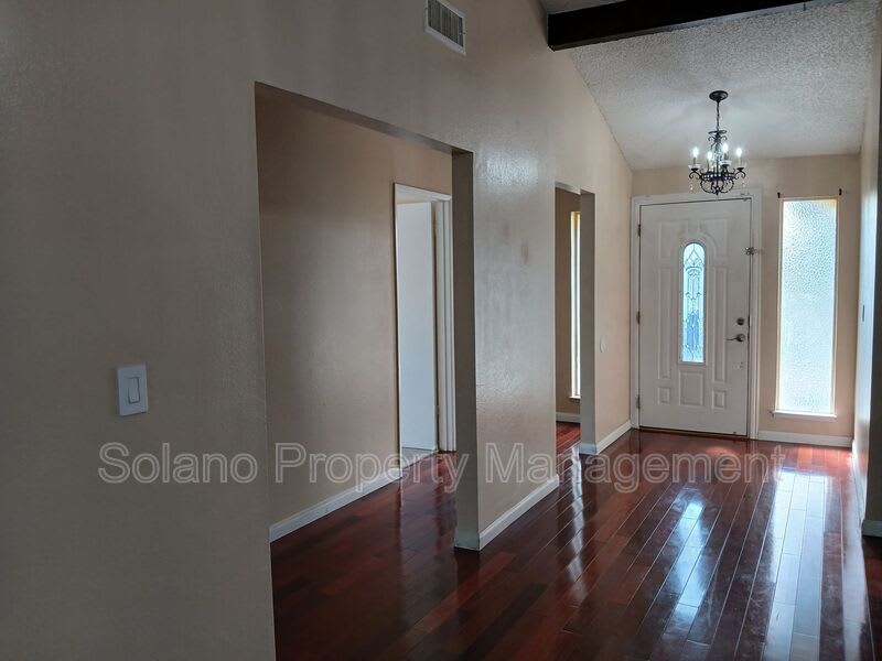 400 Mokelumne Drive – photo 4