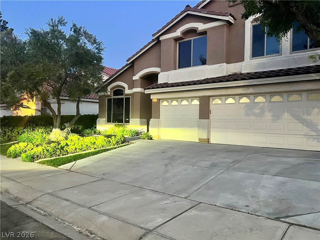 8225 Woodland Prairie Avenue – photo 1