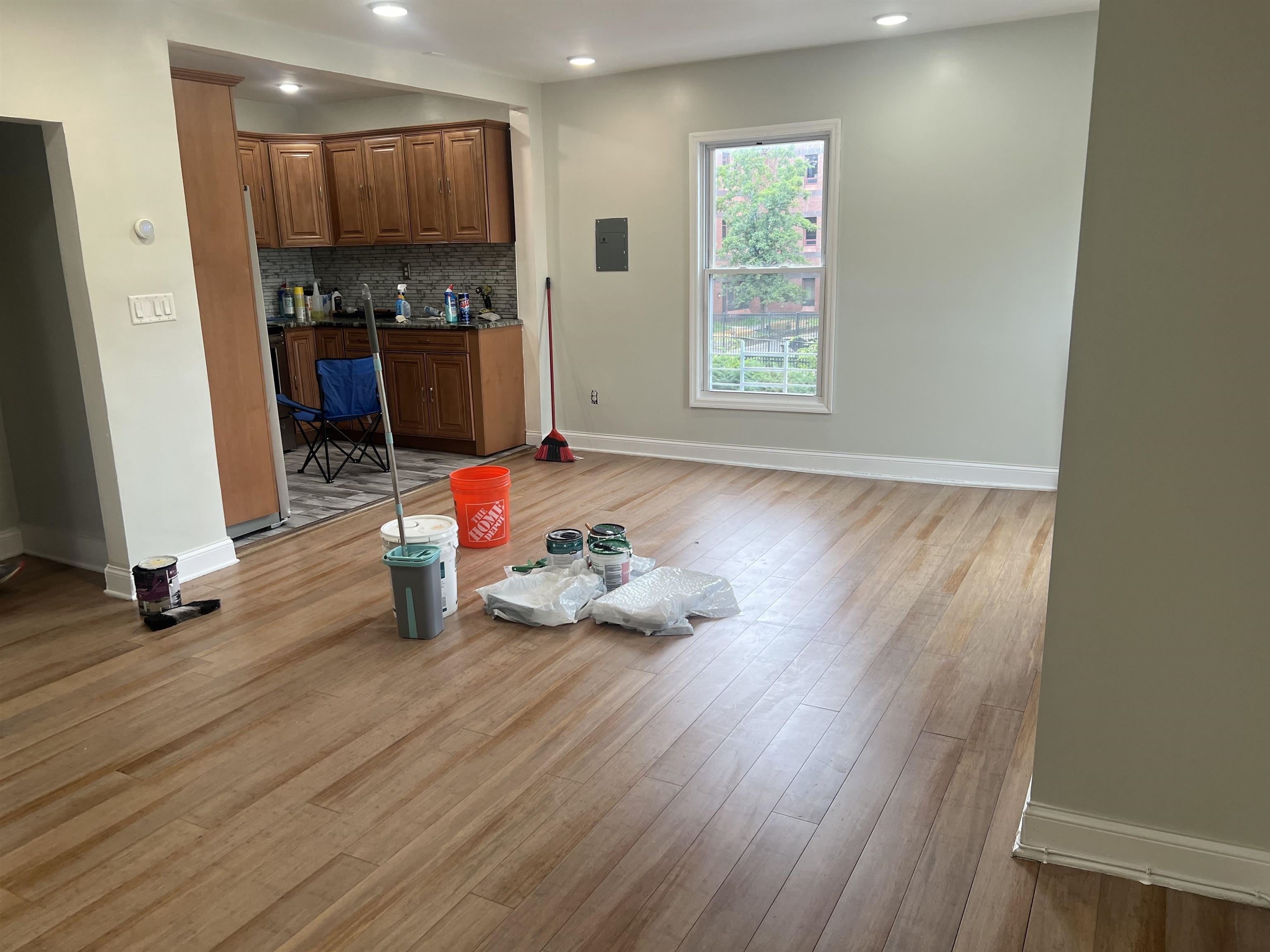 113 Belmont Ave – photo 4