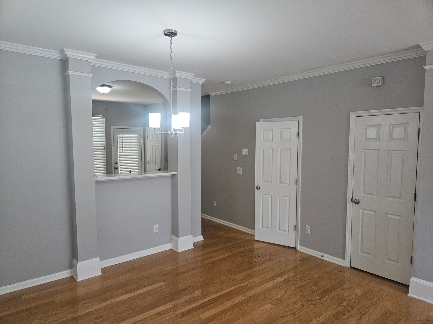 Charming 2br/2.5ba in Delta Lake, end unit townhome! Available now! – photo 4