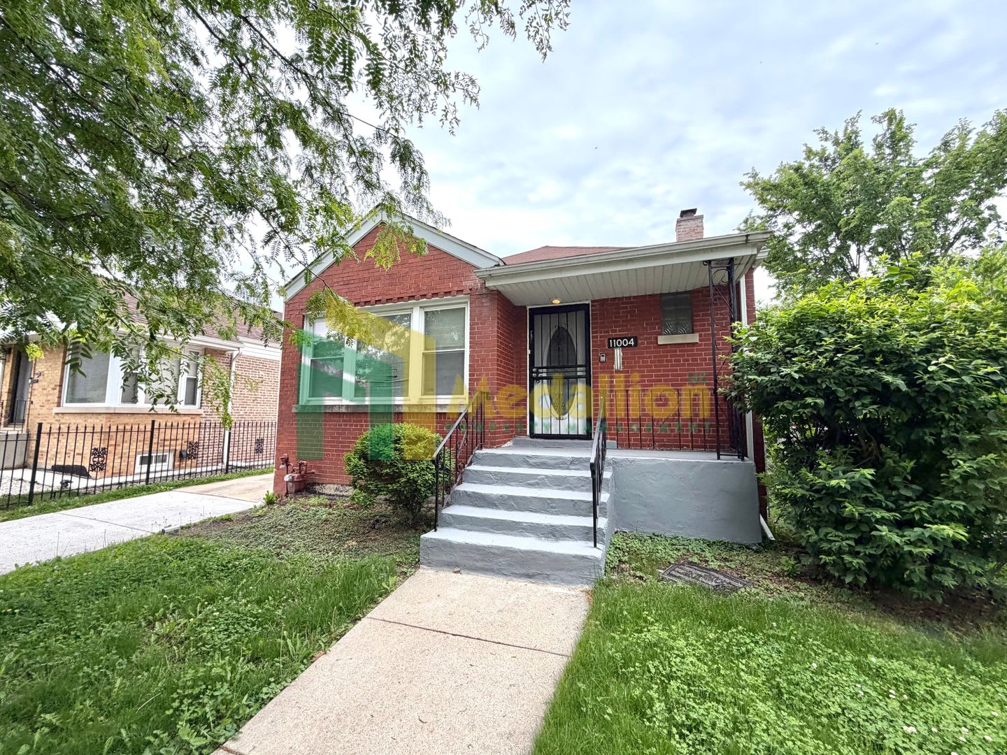 Spacious 4-Bedroom Home with Finished Basement and Yard Space – photo 1