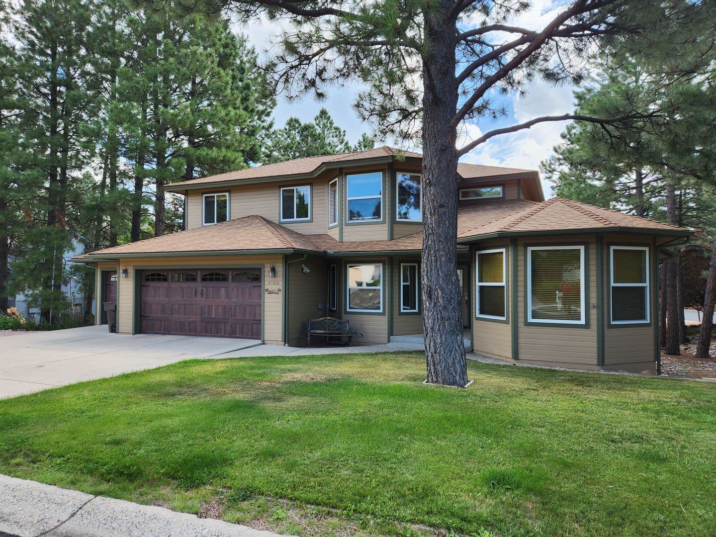 * LEASE PENDING * $500 move-in special – photo 1