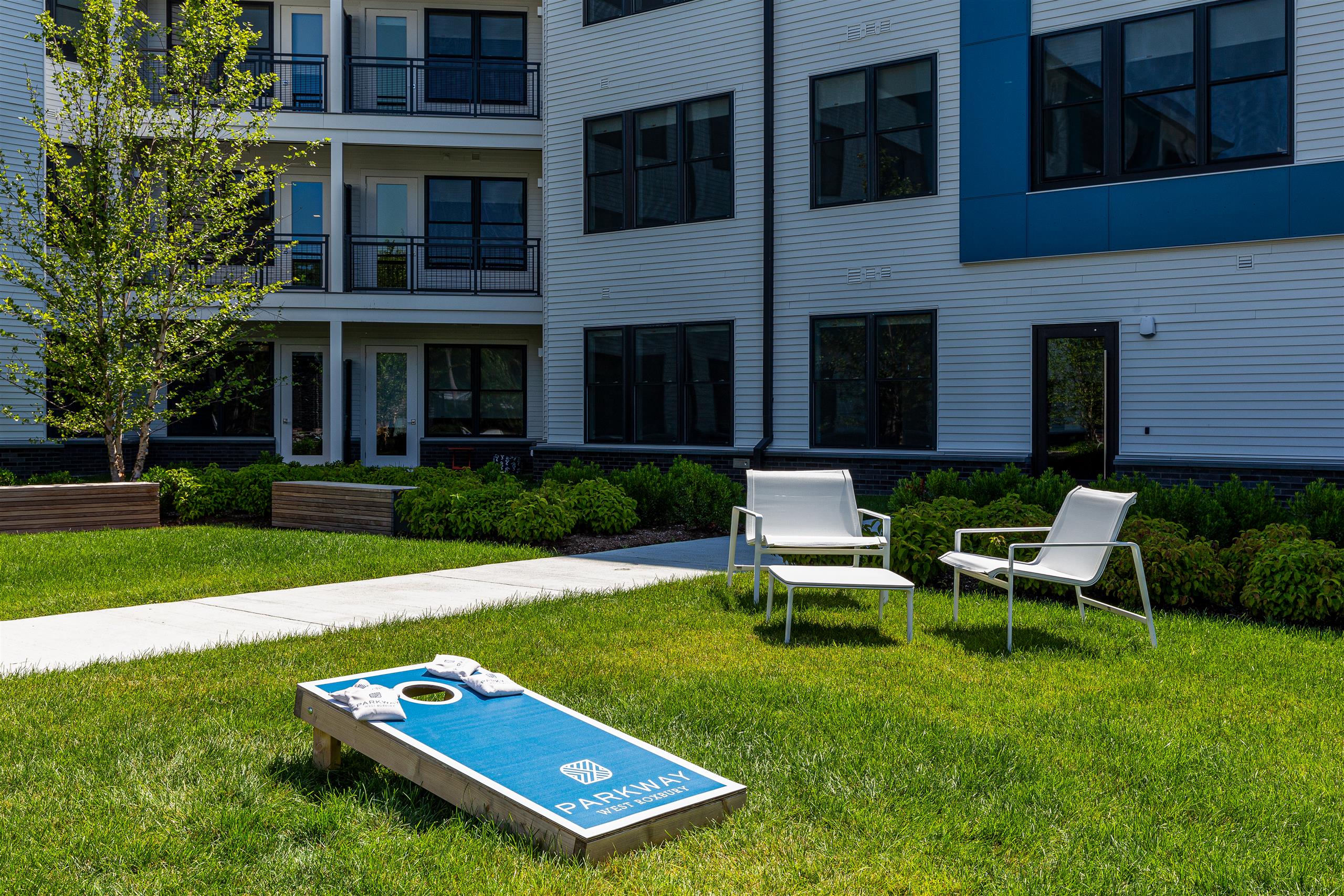 Parkway Apartments – photo 1