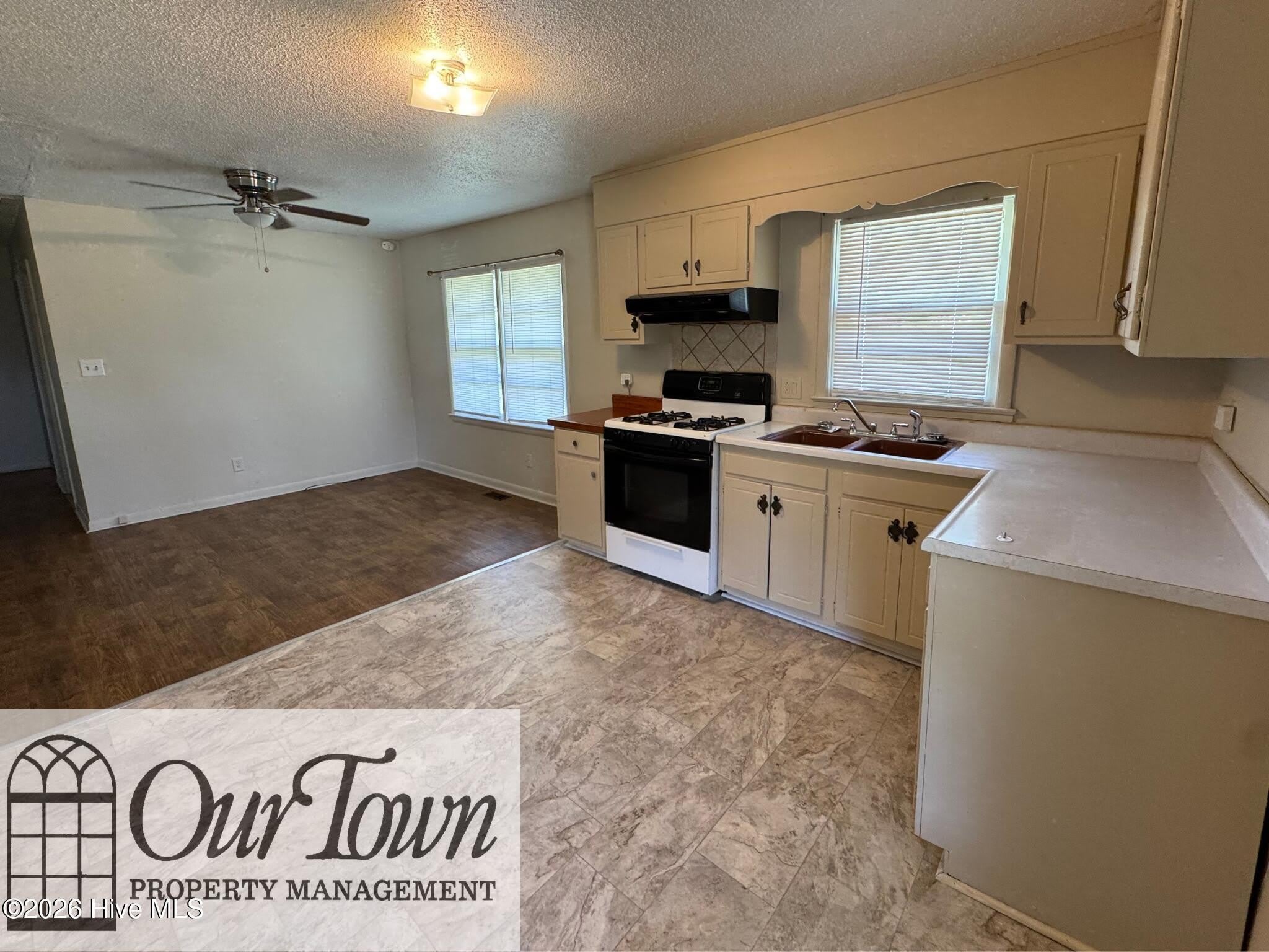 5100 White Oak Loop – photo 4