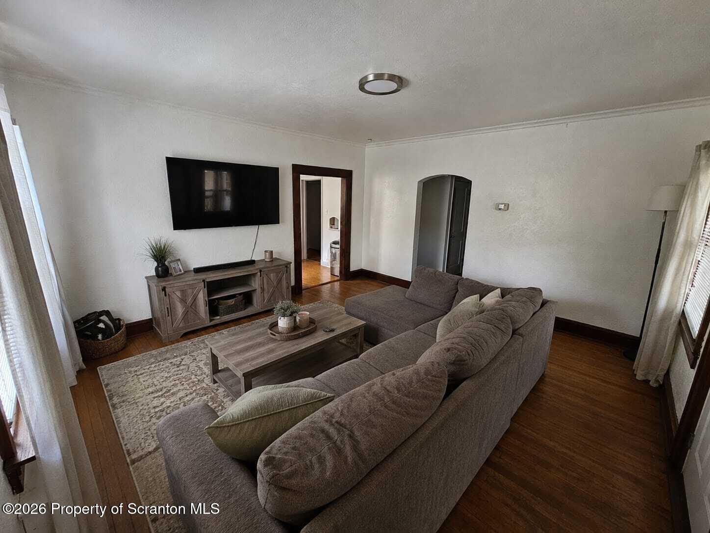 1057 Lincoln Street – photo 3