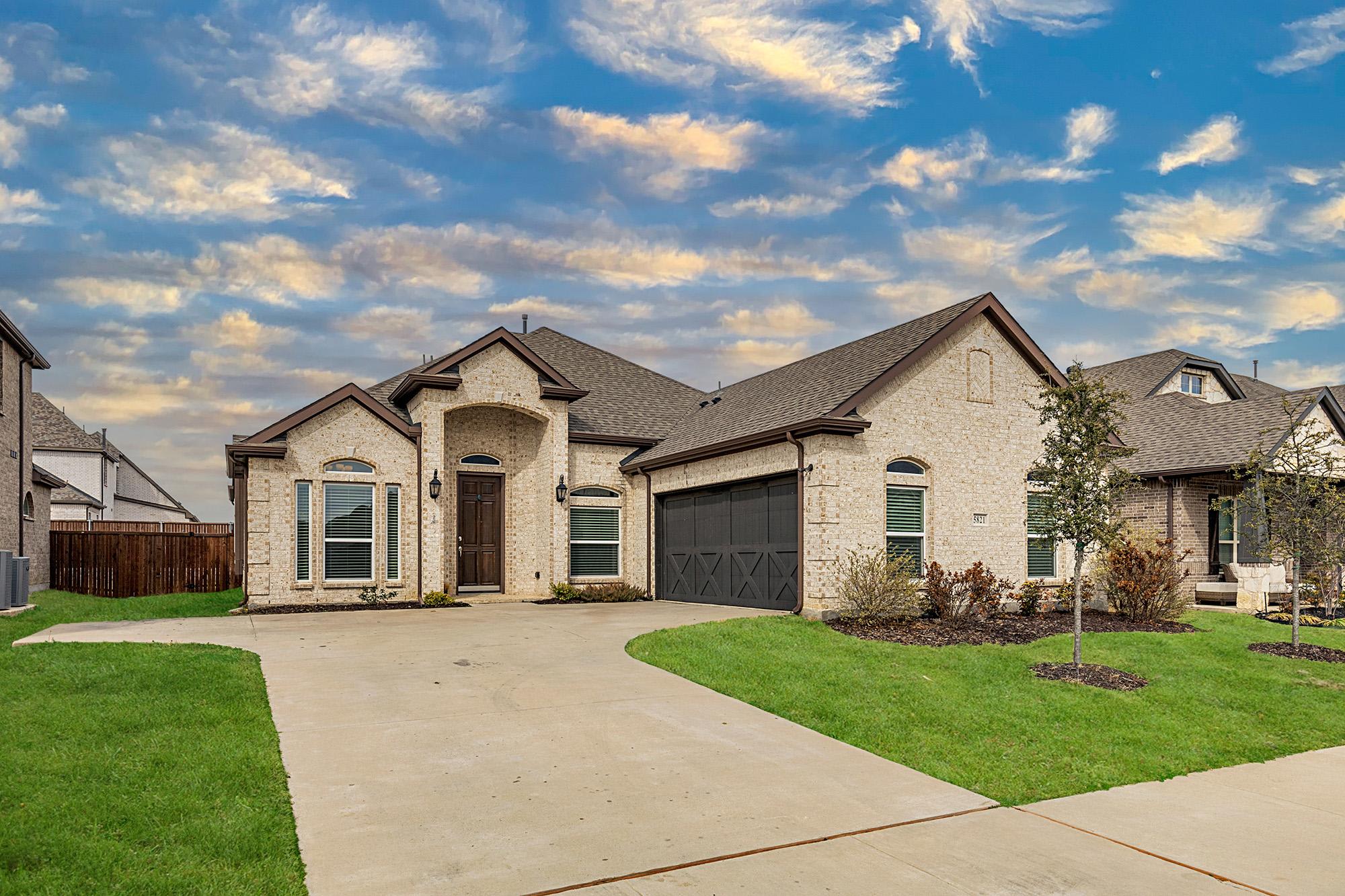 5821 Humber Lane – photo 1