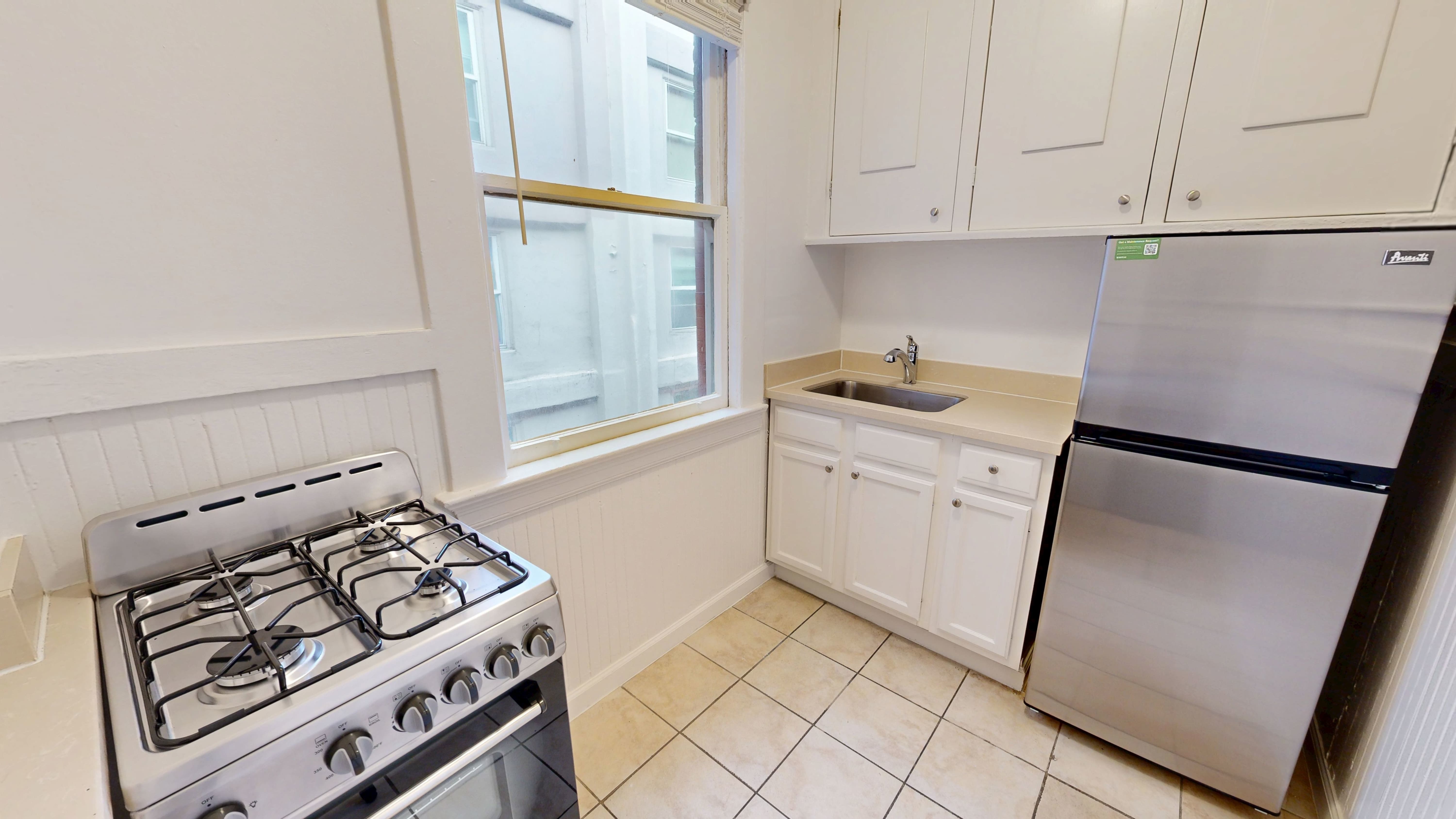925 Geary – photo 3