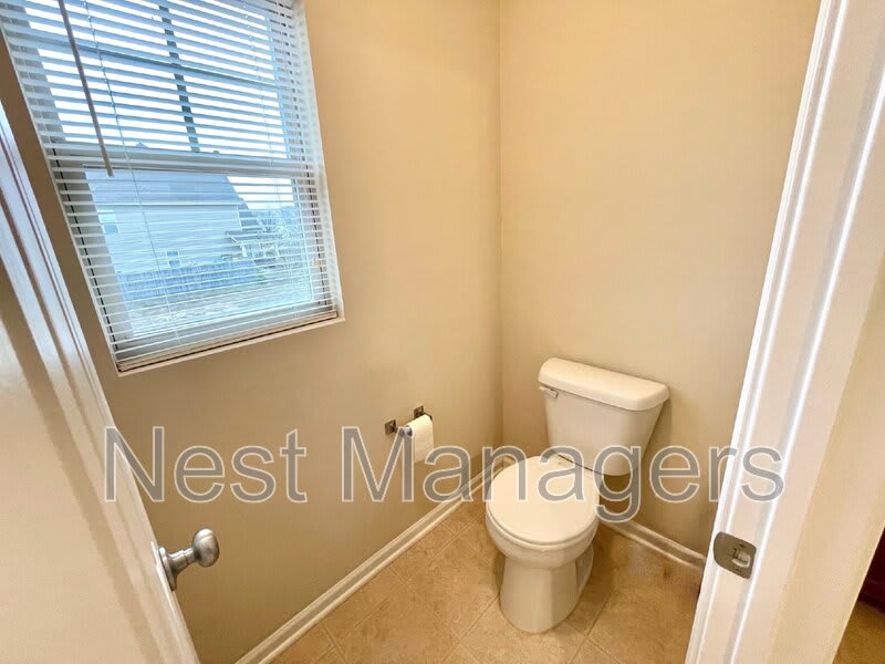 311 Highgrove Dr – photo 2