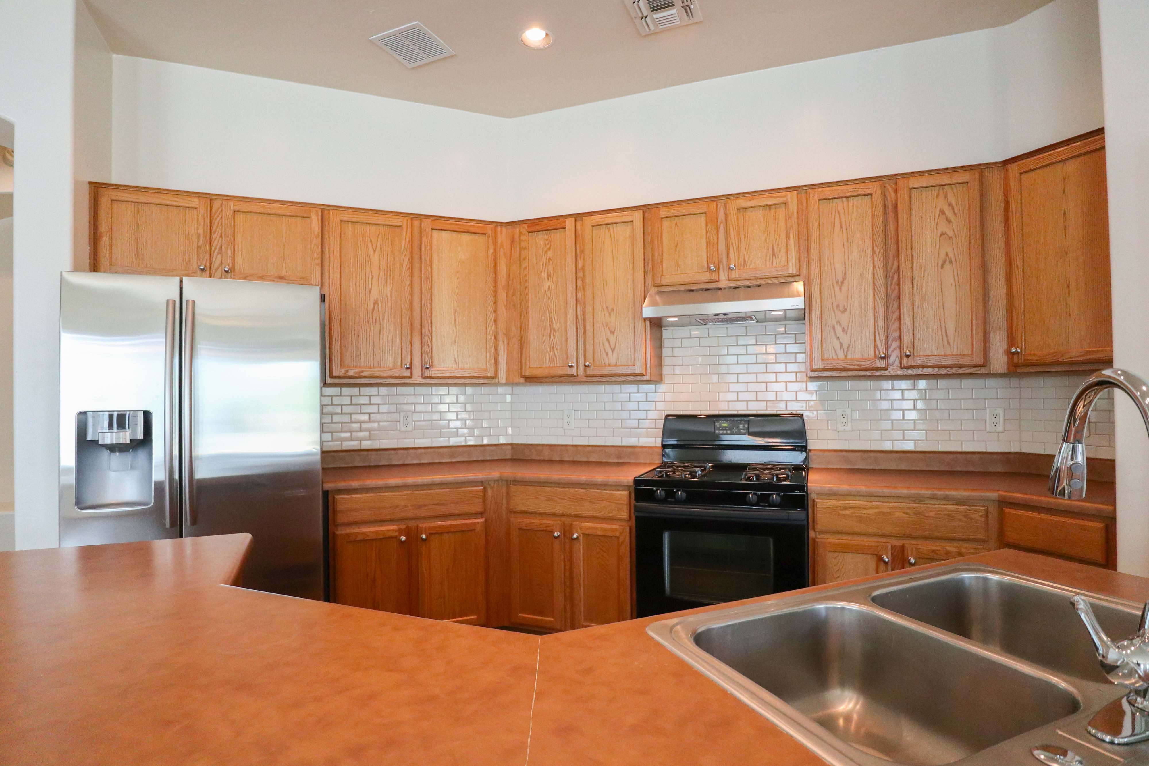 1022 W Blue Crest Dr – photo 4