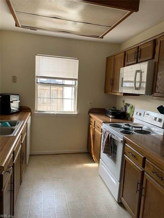 4524 Genoa Circle – photo 5