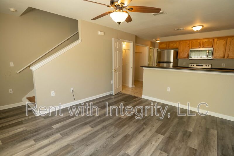 2774 Hartsfield Road – photo 2