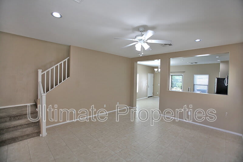17010 N 184th Ln – photo 4