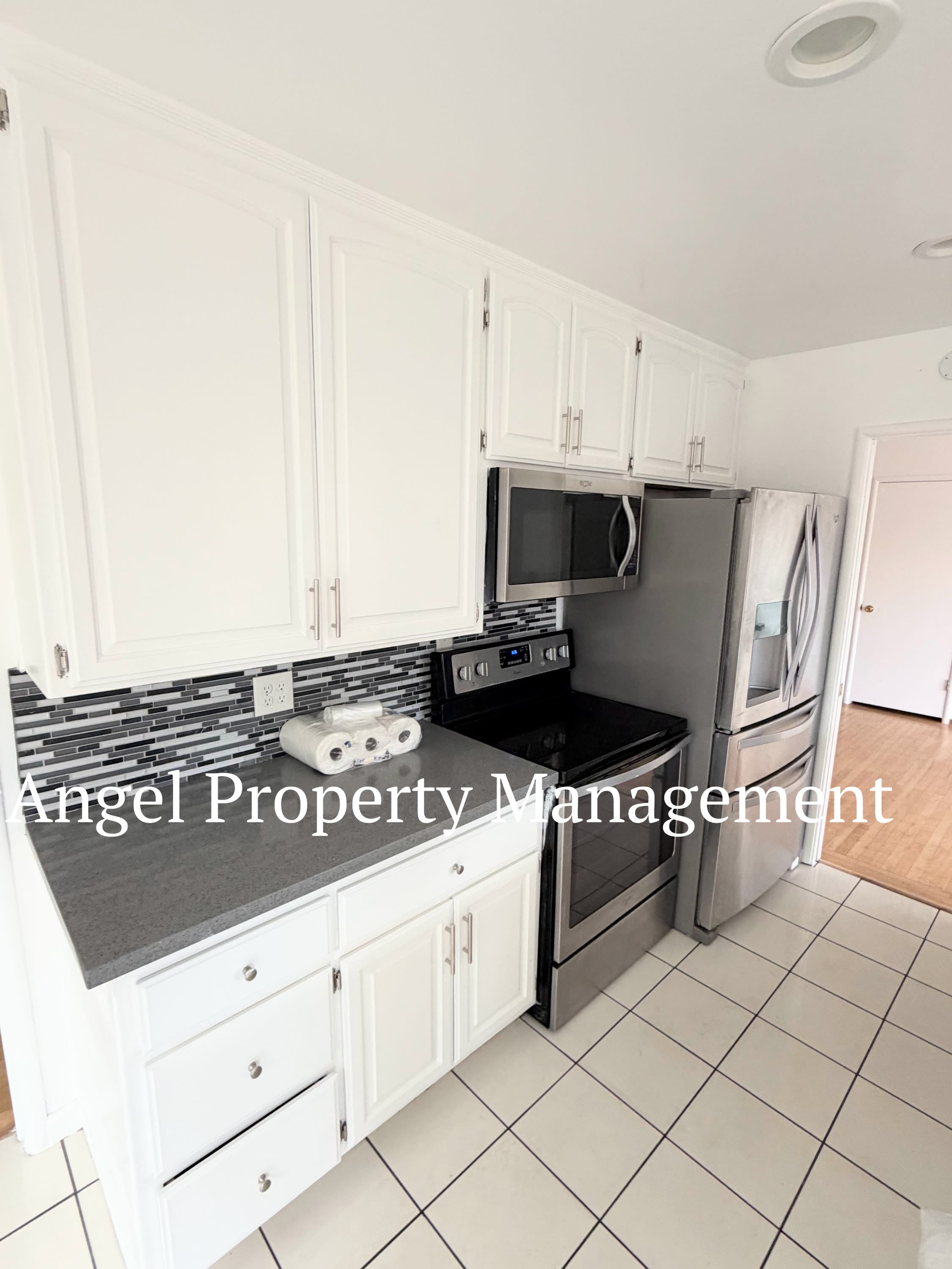 7406 Alix Parkway – photo 3