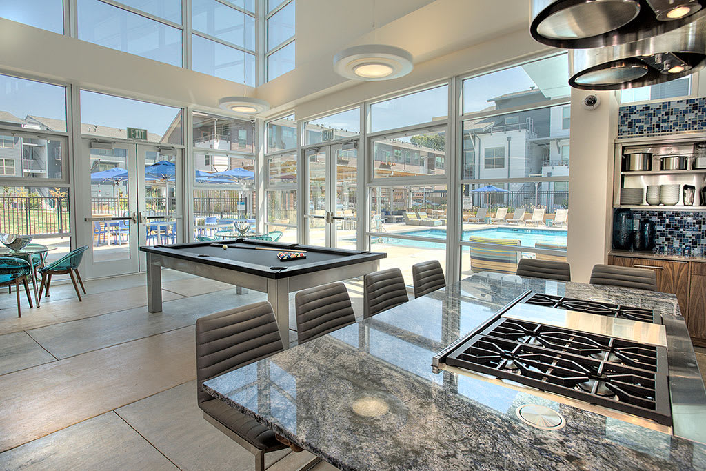Modern West Sacramento Townhome Near Sutter Health Park Waterfront – photo 3