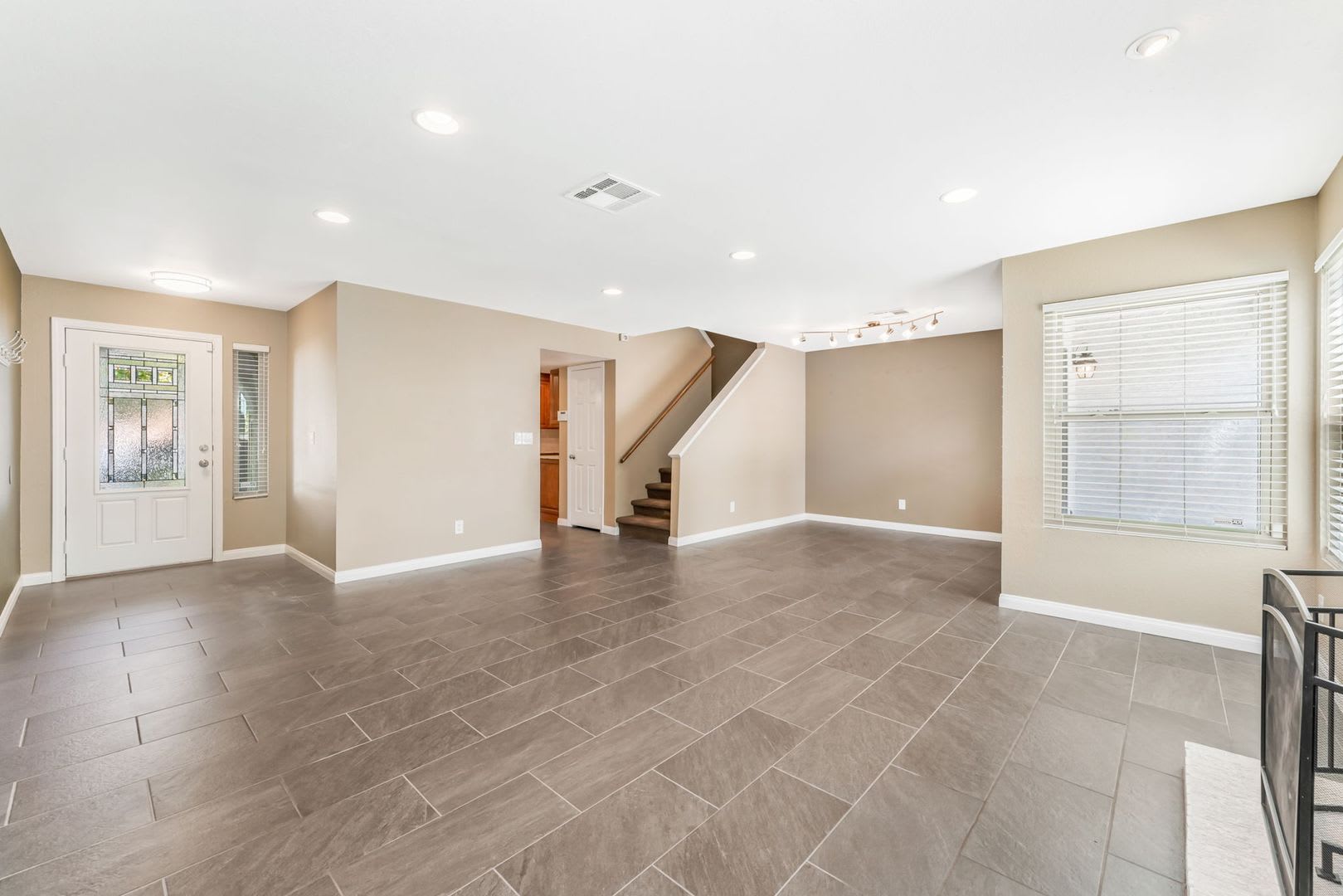 Modern Comfort Meets Timeless Style in a Beautifully Updated Las Vegas Home! – photo 5