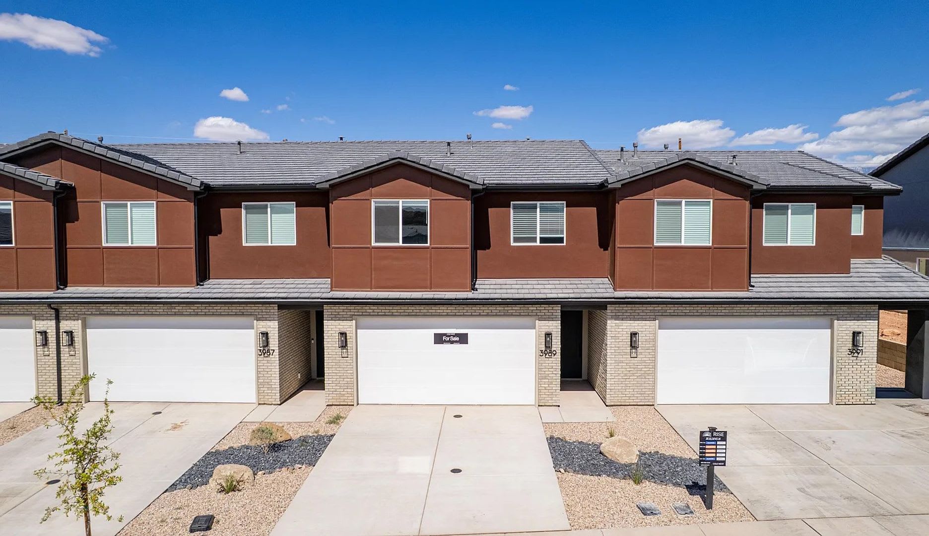 Brand New Beautiful 3 Bedroom Townhome In Great Location! – photo 2