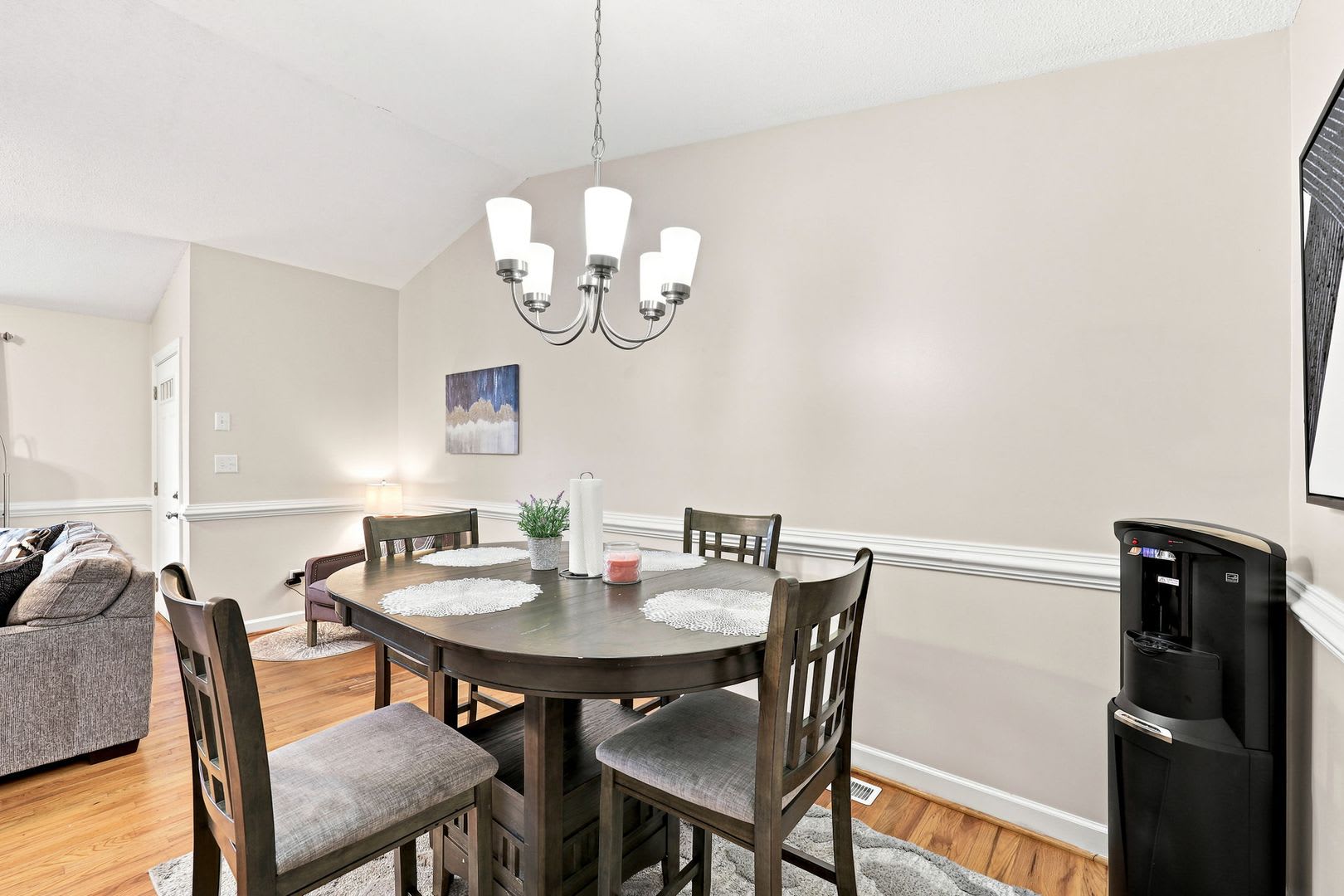 Fully Furnished Duplex "Grateful Blue" – photo 5
