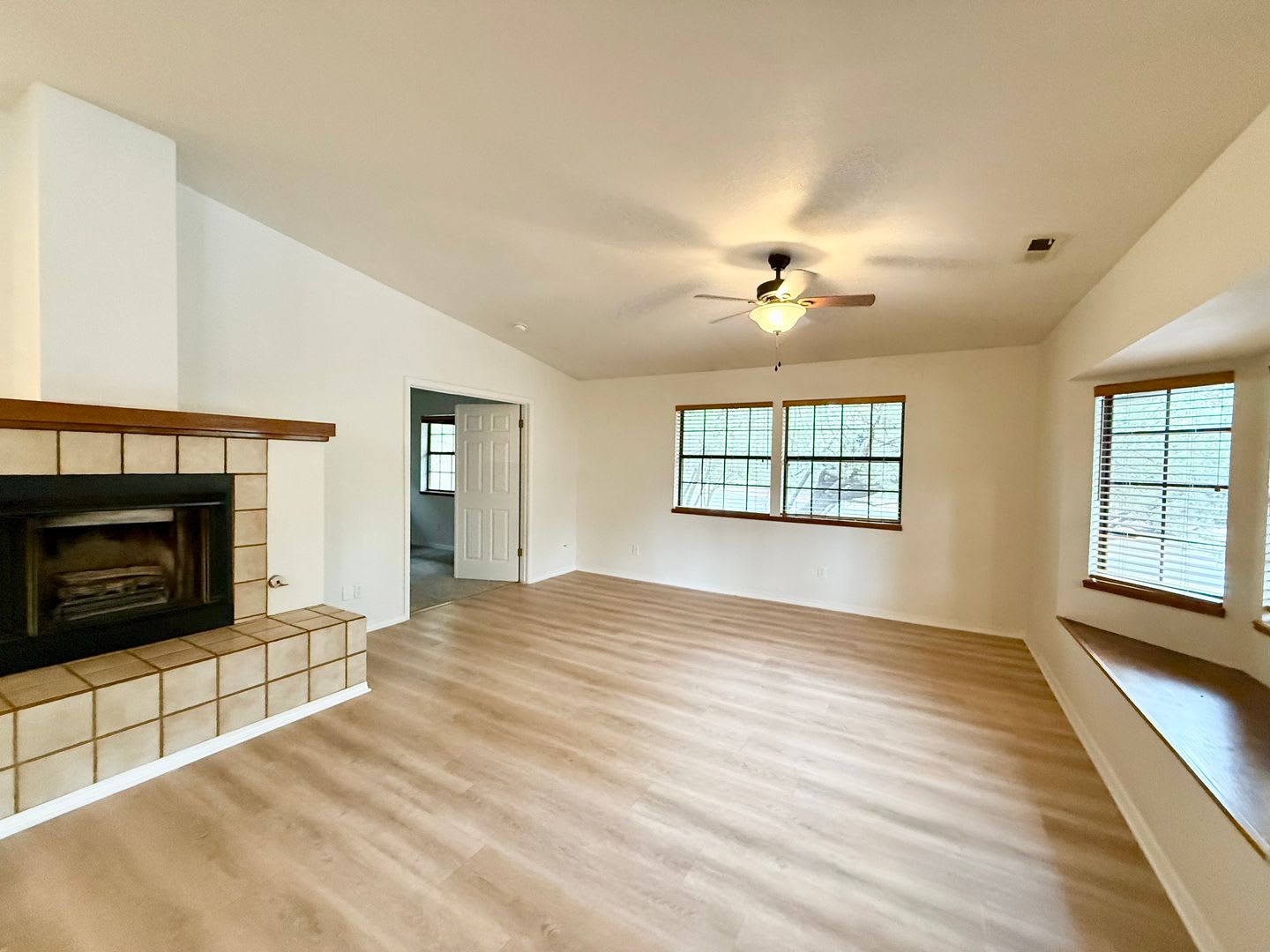 Charming 2 bedroom cottage close to downtown Prescott! – photo 3