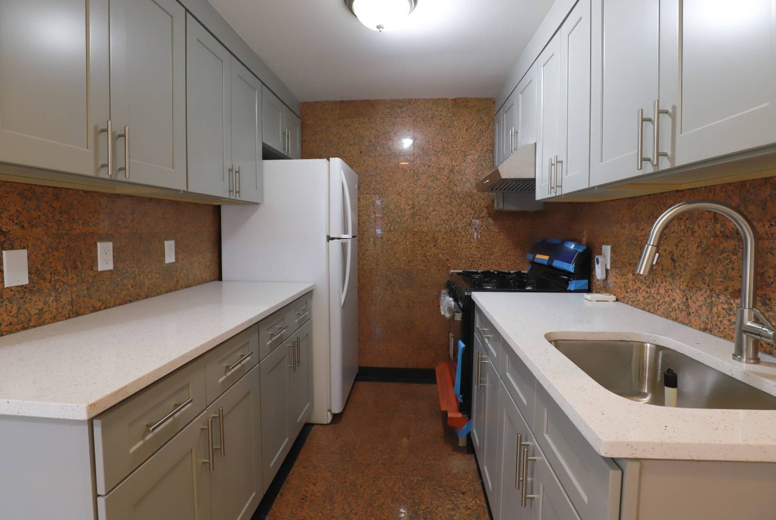 41-05 College Point Blvd – photo 4