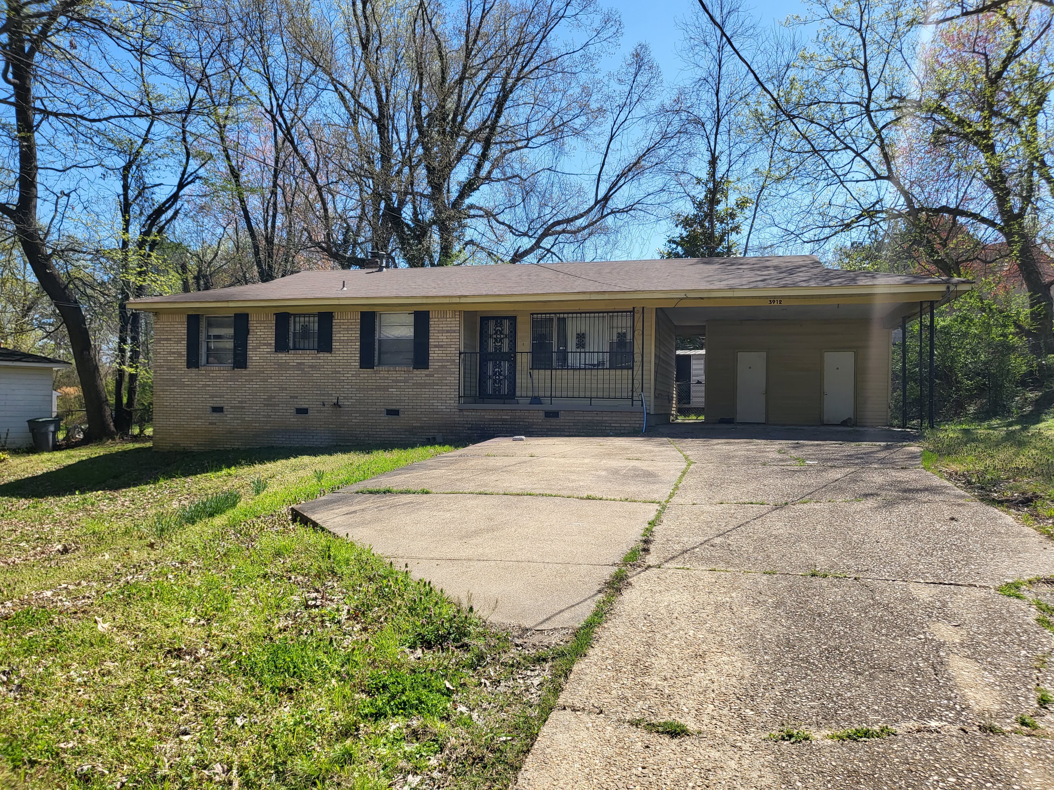 3912 Callahan Dr – photo 1